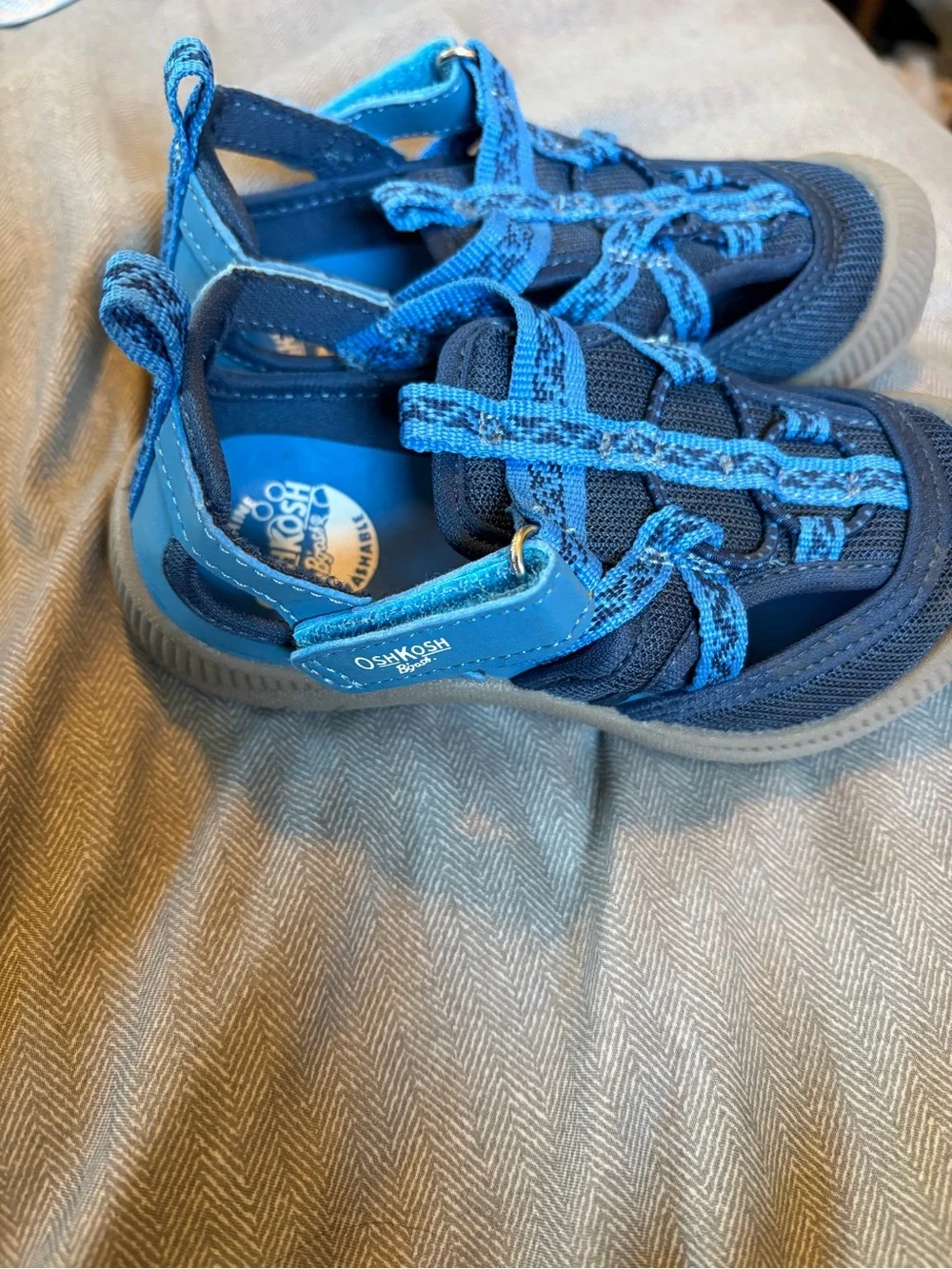 OshKosh Bgosh durable water
